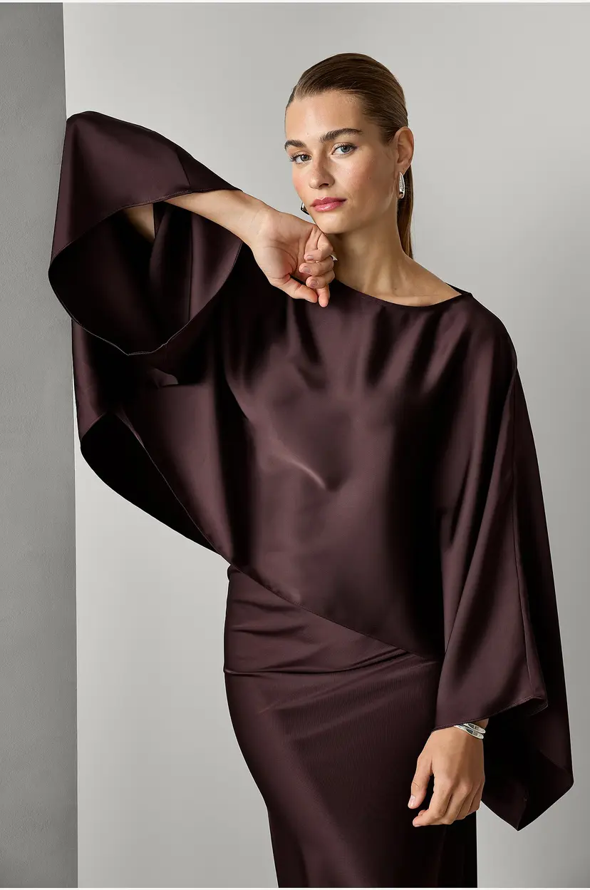 Joelle Bluse i sateng - Brun