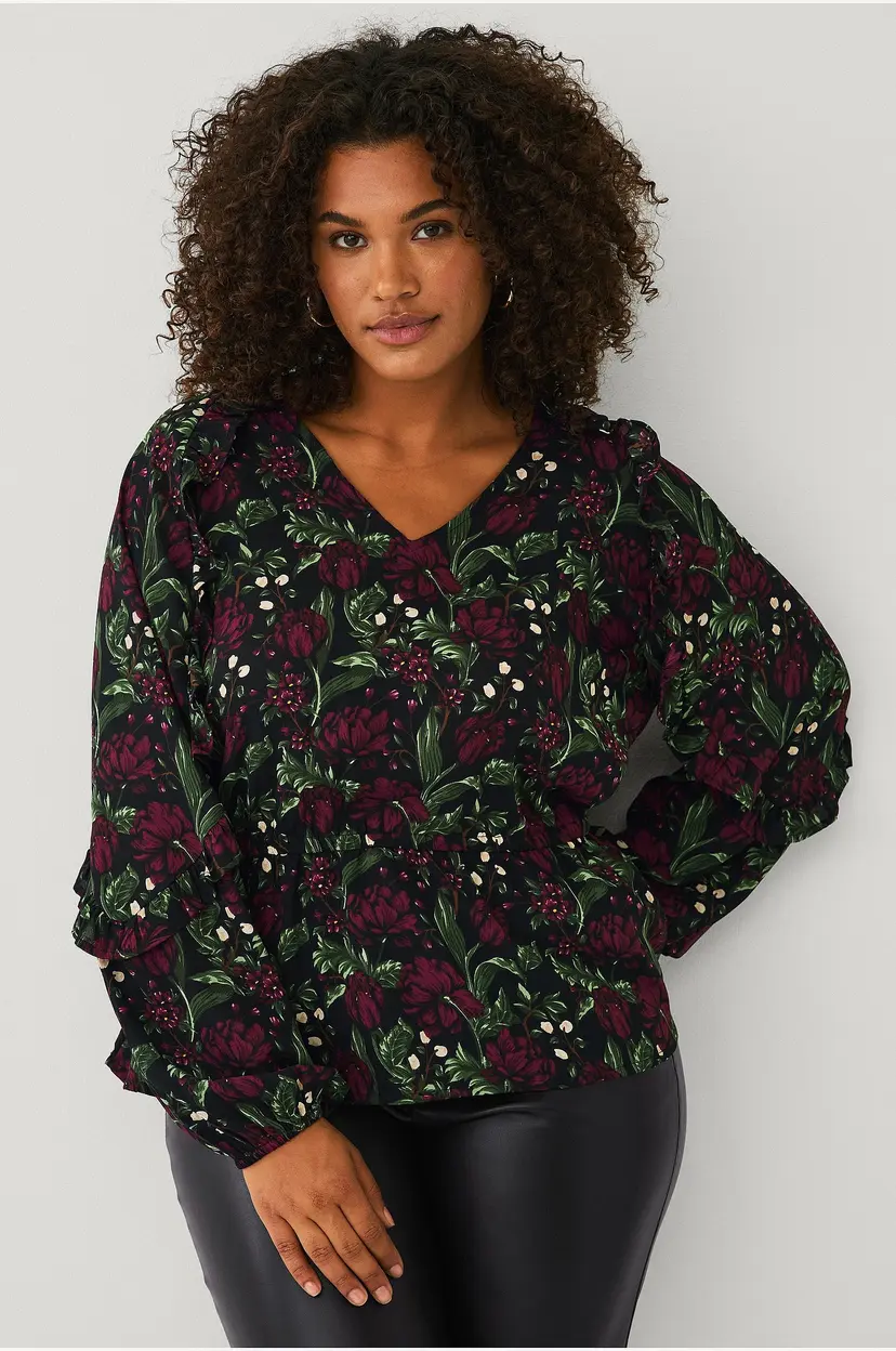 Ellos Plus collection Bluse med volanger - Rød