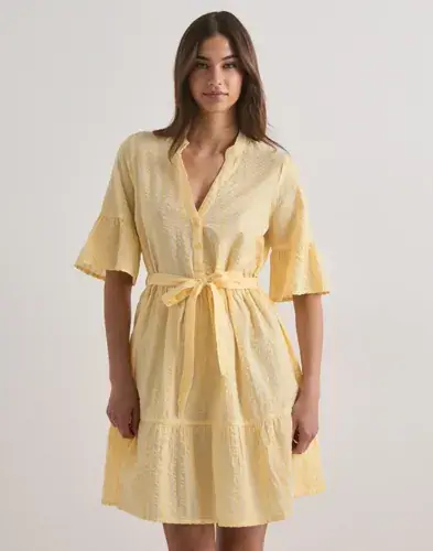 Vero Moda Vero Moda - Gul - Vmelena 2/4 Short Dress Wvn