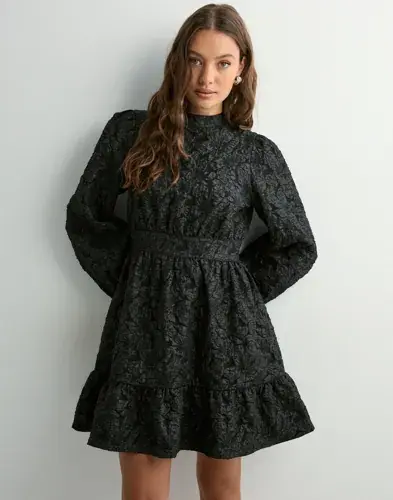 Pieces Pieces - Svart - Pcorini Ls Short Dress Wvn D2D