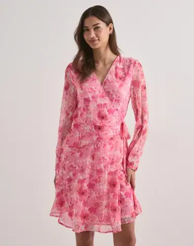 Vero Moda Vero Moda - Rosa - Vmsmilla L/S Detail Short Wrap Dres
