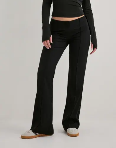 Nelly Nelly - Svart - No Waist Flare Suit Pants