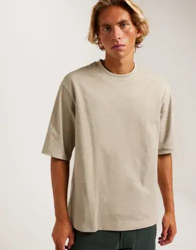 Only & Sons Only & Sons Onsmillenium Ovz Ss Tee Noos Oversized t-shirts Beige