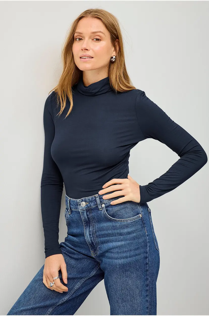 Ellos Collection Strikket topp i viskose med turtleneck - Blå