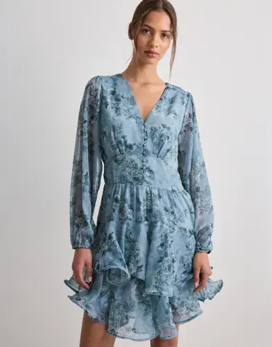 Neo Noir Neo Noir - Blå - Mabella Crepe Print Dress