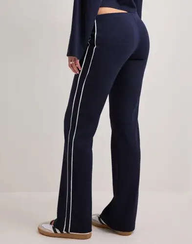 Nelly Nelly - Blå - Track Bootcut Joggers