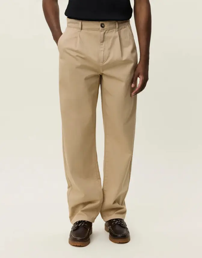 Les Deux Romeo Pleated Chino Pants