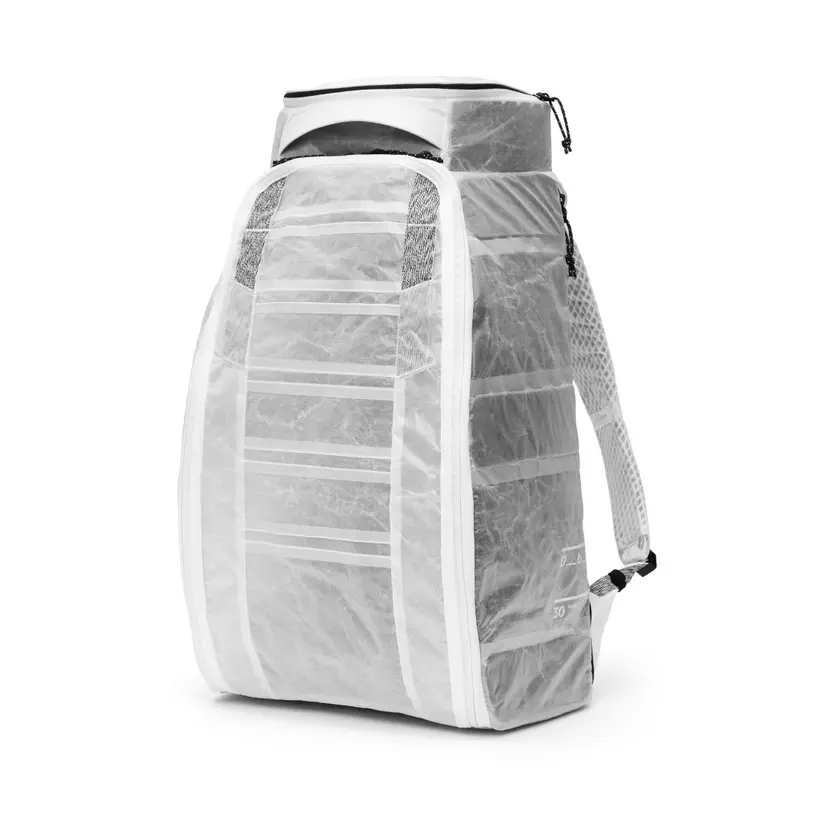 DB Weigh Lighter Hugger Backpack 30L Monochrome