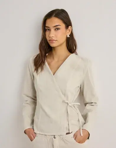 ONLY Only - Beige - Onlsilla L/S Tie Wrap Blouse Cc Pnt