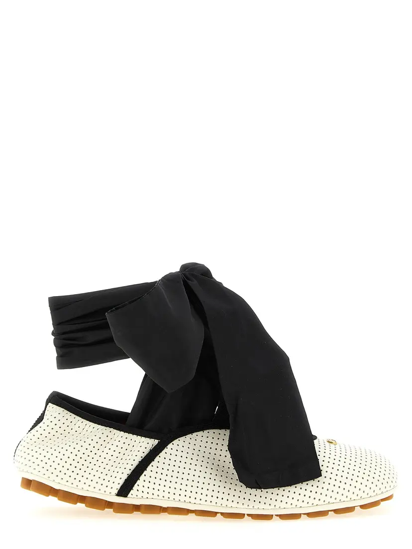 Valentino Garavani Valentino Garavani Ballerinasko – Hvit