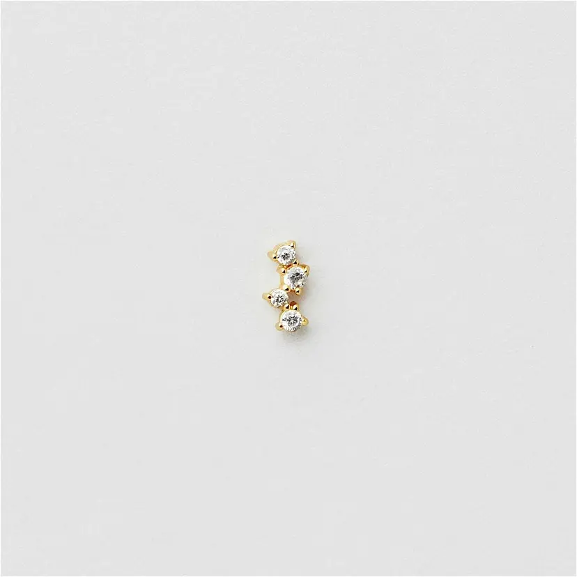 Safira Ava Piercing