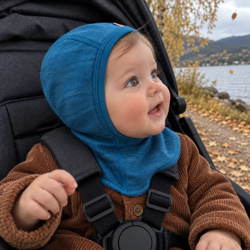 Need it Balaclava i ull/bambus "Digg" Klar Blå