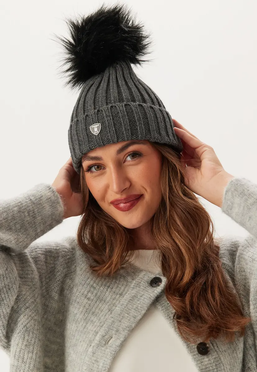 Rockandblue Pom Pom Hat