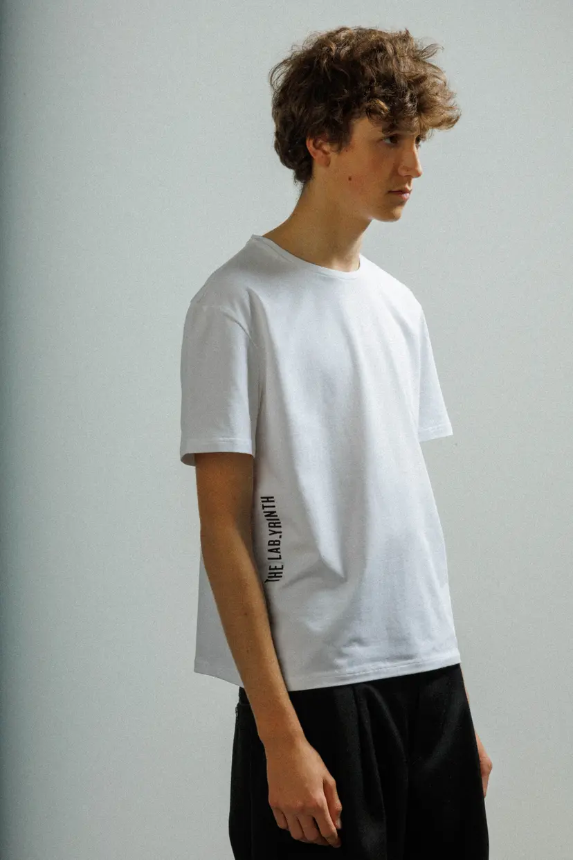 The Lab.yrinth The Lab.yrinth LH White T-shirt