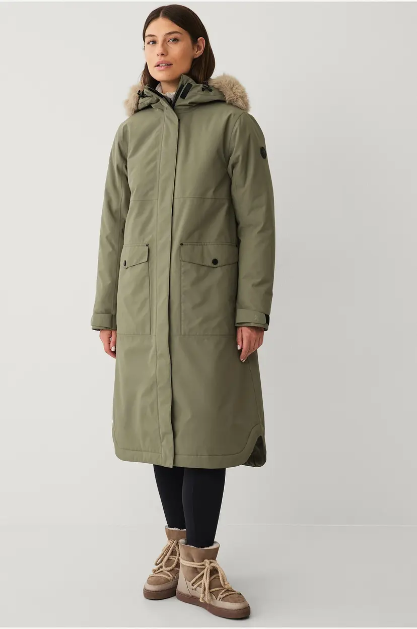 Áhkká Parka Urban Padded Long Parka W - Grønn