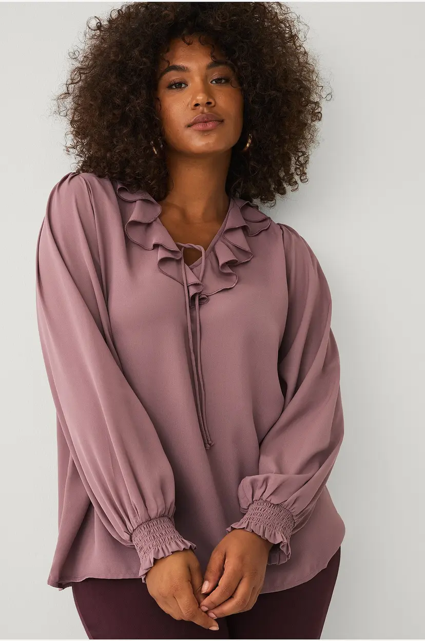 Ellos Plus collection Bluse med volang - Rosa