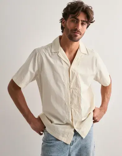 Les Deux Les Deux Lesley Embroidery SS Shirt Mønstrete skjorter Hvit