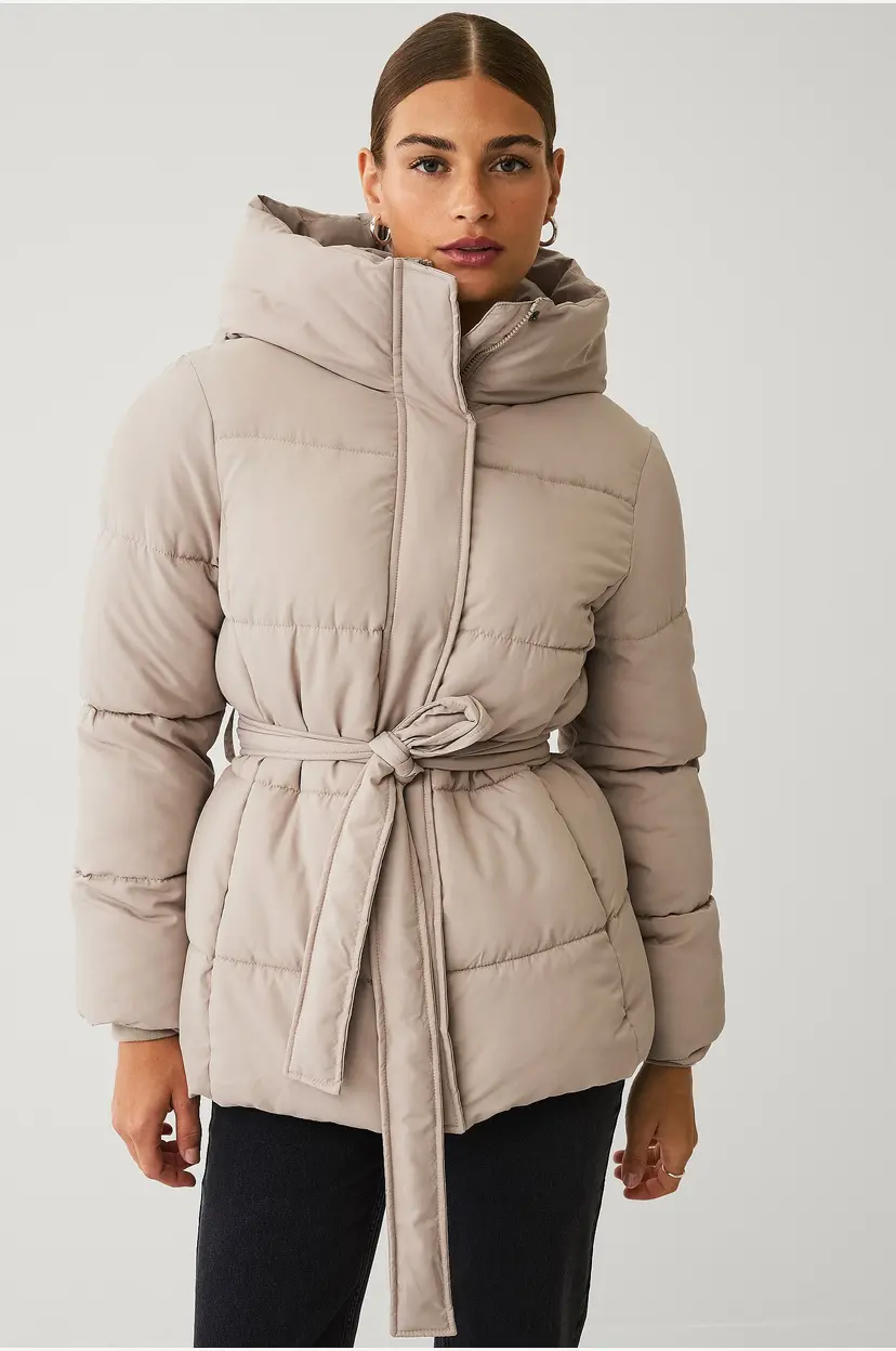 Ellos Collection Polstret jakke med belte - Beige