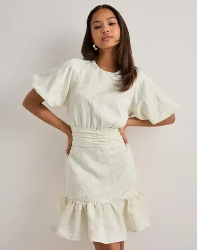 Neo Noir Neo Noir - Hvit - Sulli Jacquard Dress