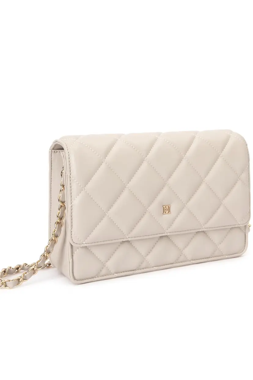 Dark Leather Quilted Bag Sand
