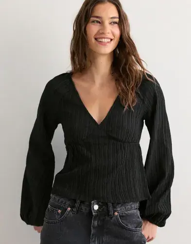 Nelly Nelly - Svart - Structure Blouse