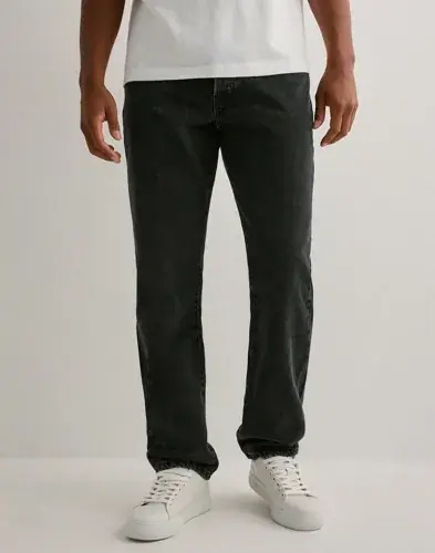 Only & Sons Only & Sons Onsedge Straight Black 6985 Tai Dnm Straight leg jeans Svart