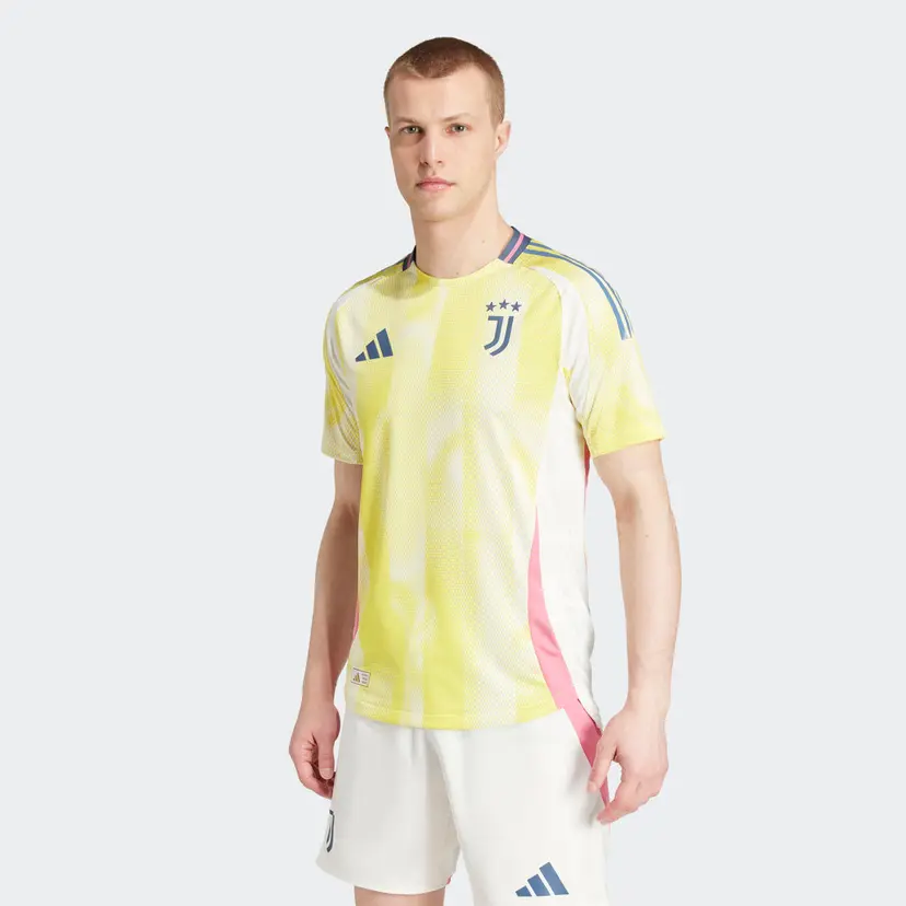 Adidas Juventus 24/25 Authentic Bortetrøye