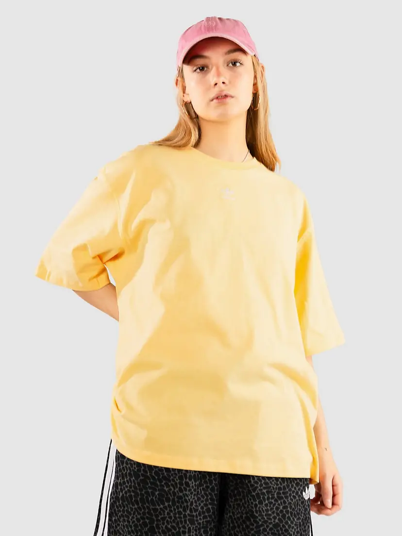 Adidas Originals adidas Originals Ess Boyfr T-skjorte gul