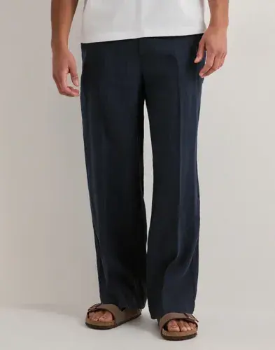 Que Sera Sera Que Sera Sera Logan Loose Linen Pant Linbukser Blå