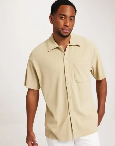 Jack & Jones Jack & Jones Jormykonos Plisse Resort Ss Shirt Kortermede skjorter Beige