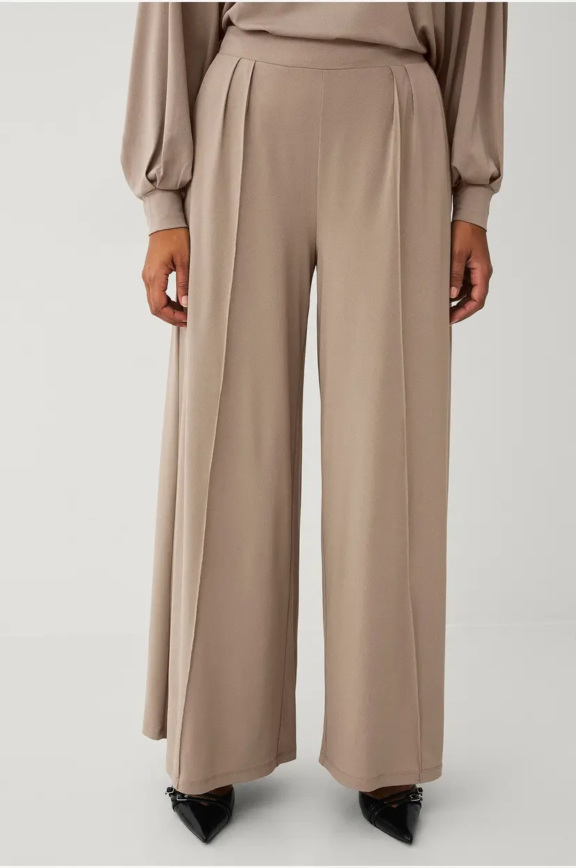 Ellos Collection Supervida-bukse i crepekvalitet - Beige