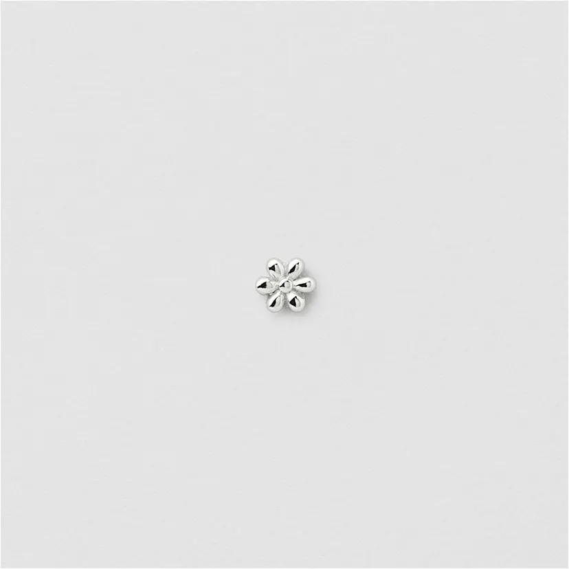 Safira Daisy Flower Piercing