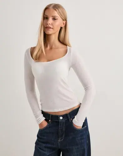 Nelly Nelly - Hvit - Soft Wool Blend Scoop Top