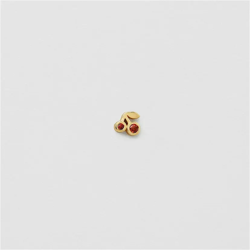 Safira Red Cherry Piercing