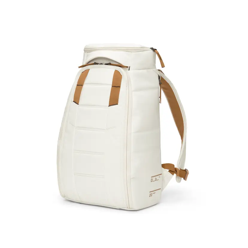 DB Hugger Backpack 20L Oatmilk