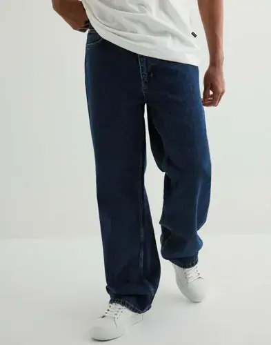 Woodbird Woodbird WBRami 90s Rinsed Jeans Loose fit jeans Blå