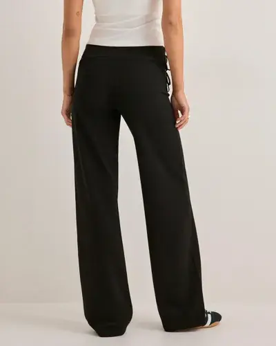 Nelly Nelly - Svart - Keep It Up Tie Waist Pants