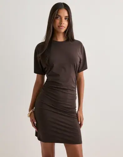 Pieces Pieces - Brun - Pcalli Ss Short Dress Jrs D2D