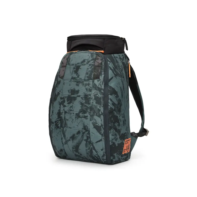 DB Hugger Backpack 25L Agate Green