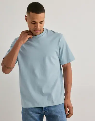 Jack & Jones Jack & Jones Jjeurban Edge Tee Ss O-Neck Noos T-Shirt & Singletter Blå