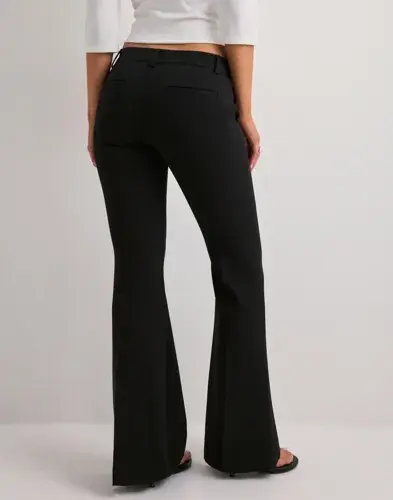 Nelly Nelly - Svart - Wide Flare Suit Pants