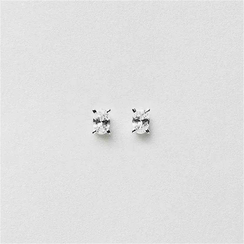Safira Disa Studs