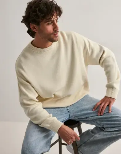 Que Sera Sera Que Sera Sera Bobby Boxy Knit Strikkegensere Beige