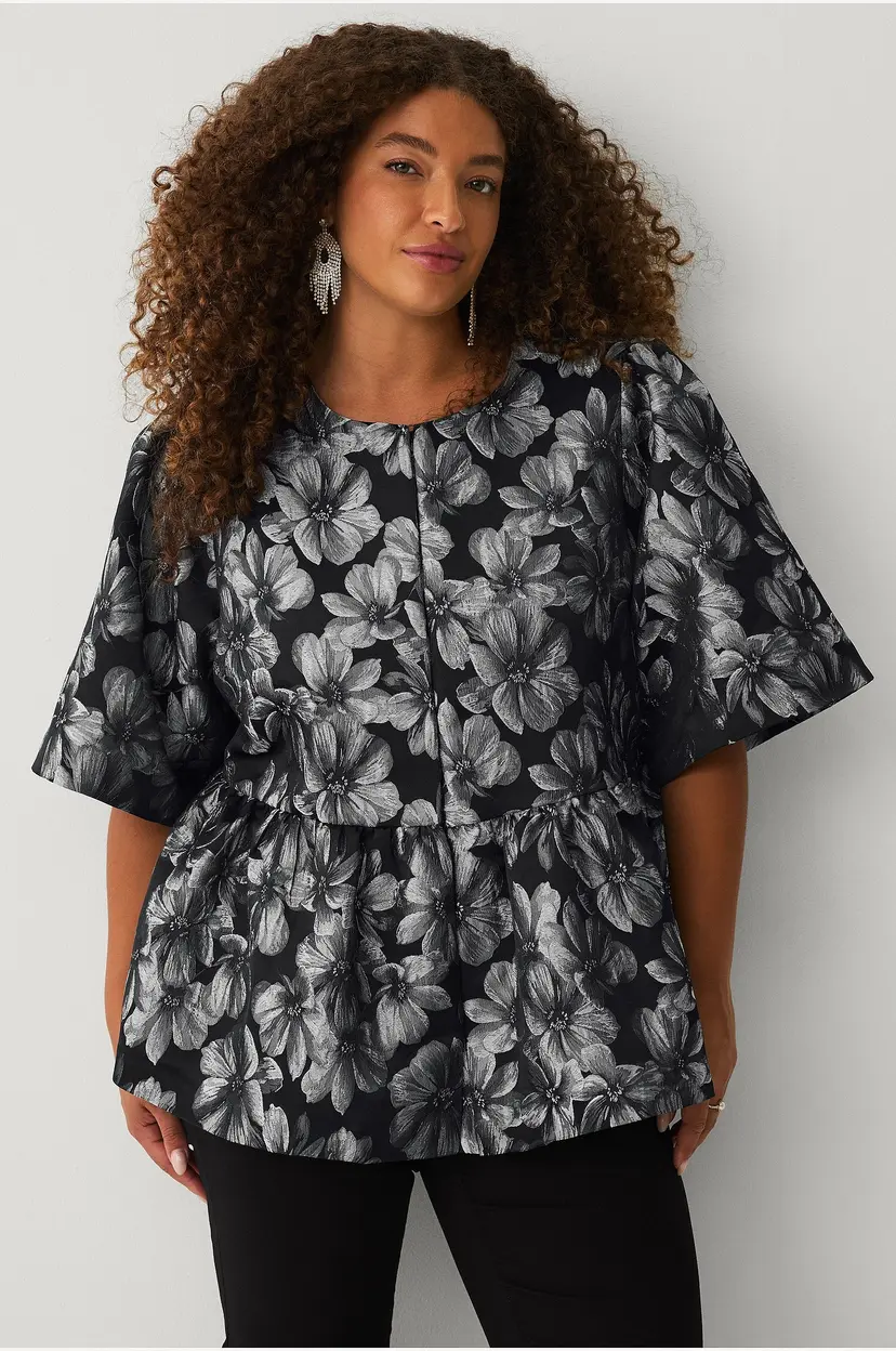 Ellos Plus collection Bluse med puffermer - Sølv