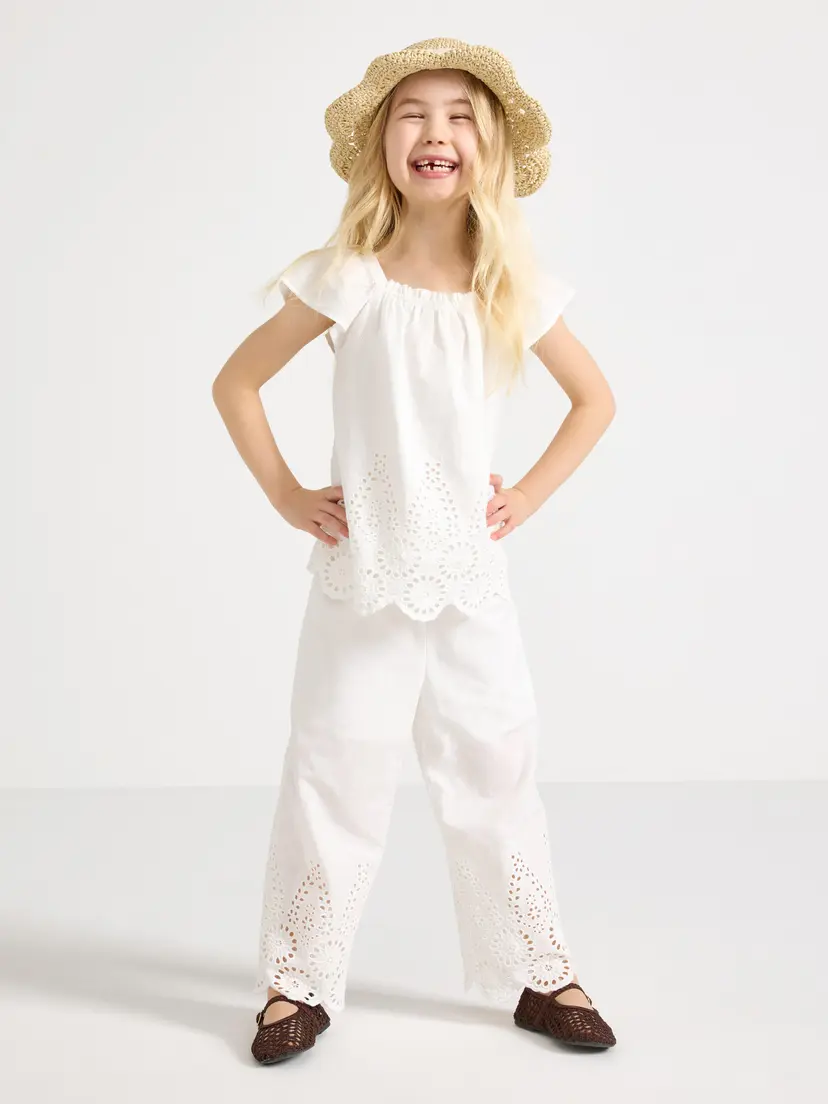 Lindex Bukser med broderie anglais