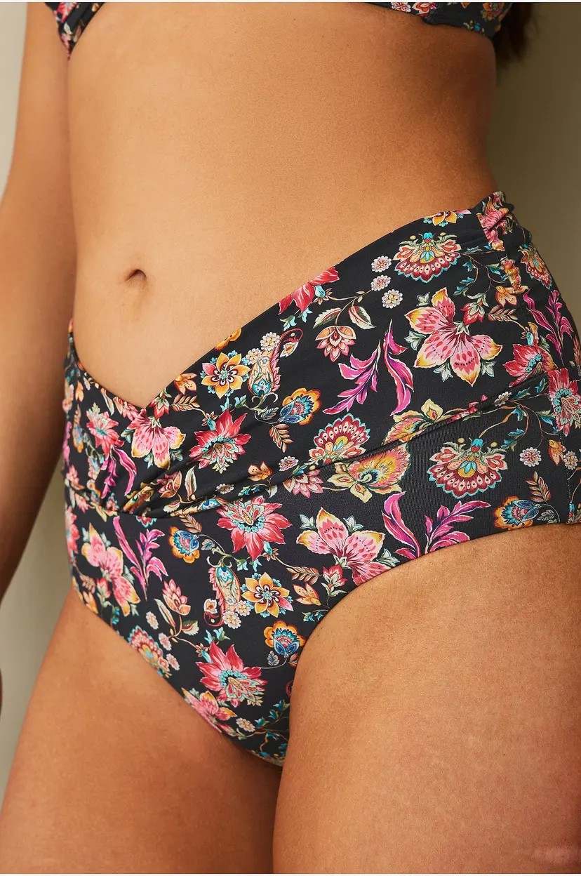 Ellos Collection Bikinitruse med overlappdetalj - Svart