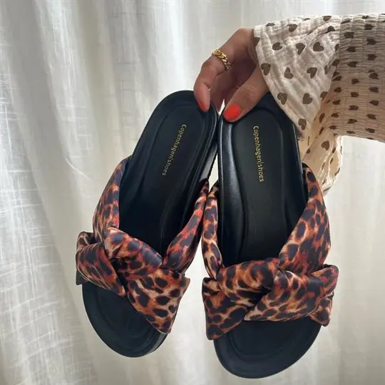 COPENHAGEN SHOES Copenhagen Shoes - Be Like Me - Brown Leopard