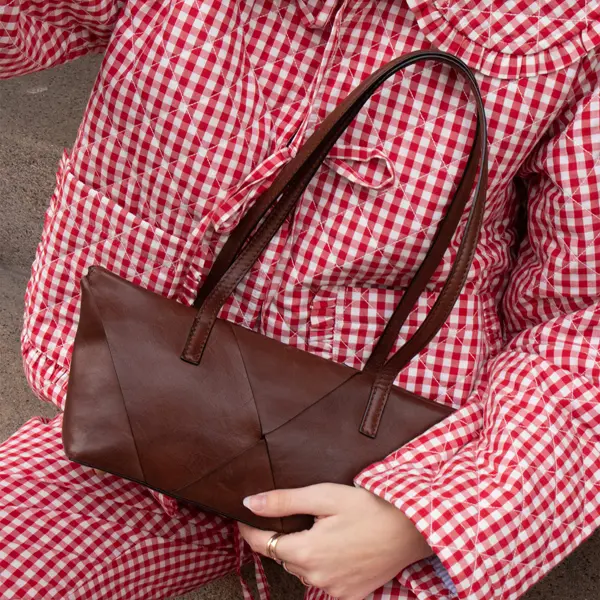 Re:designed RE:DESIGNED Olia Small Skuldertaske Brun