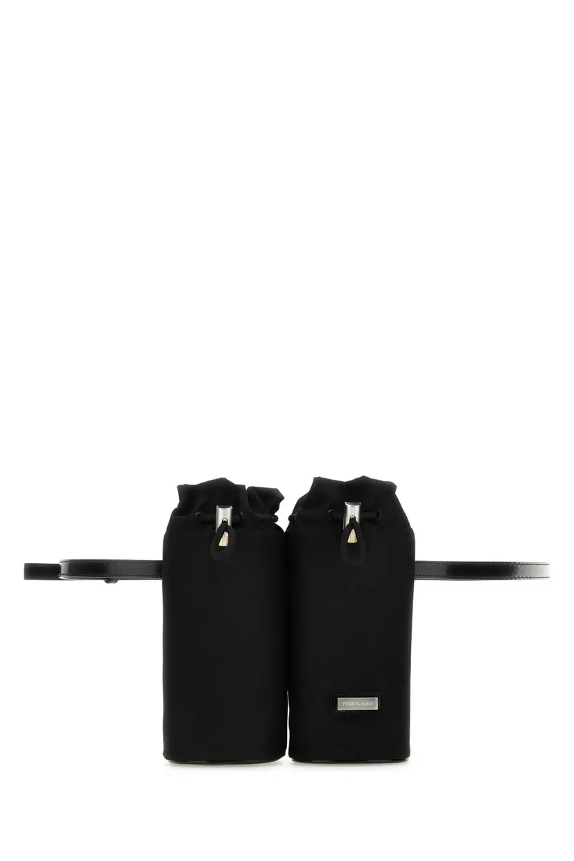 Salvatore Ferragamo Salvatore Ferragamo Rumpetasker – Svart