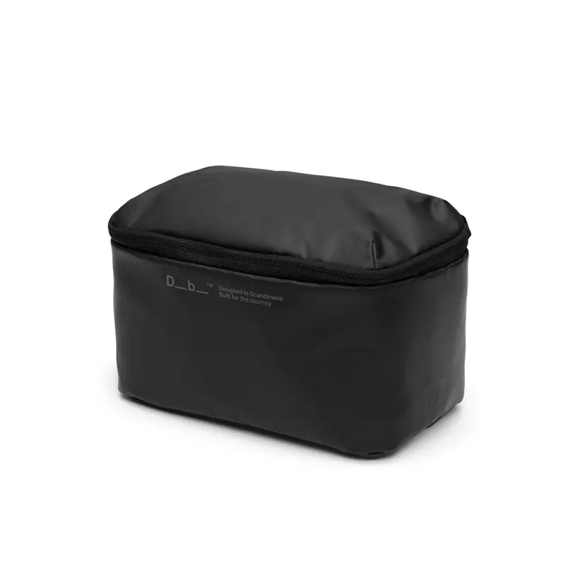DB Essential Washbag s Black Out